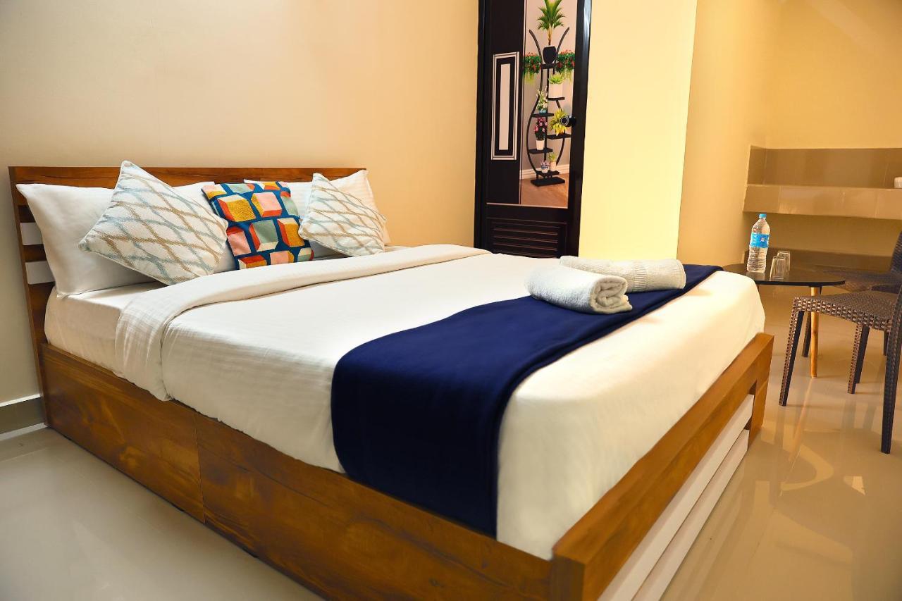 Bed and Breakfast Loyal Residency Салтэн-Батери Экстерьер фото