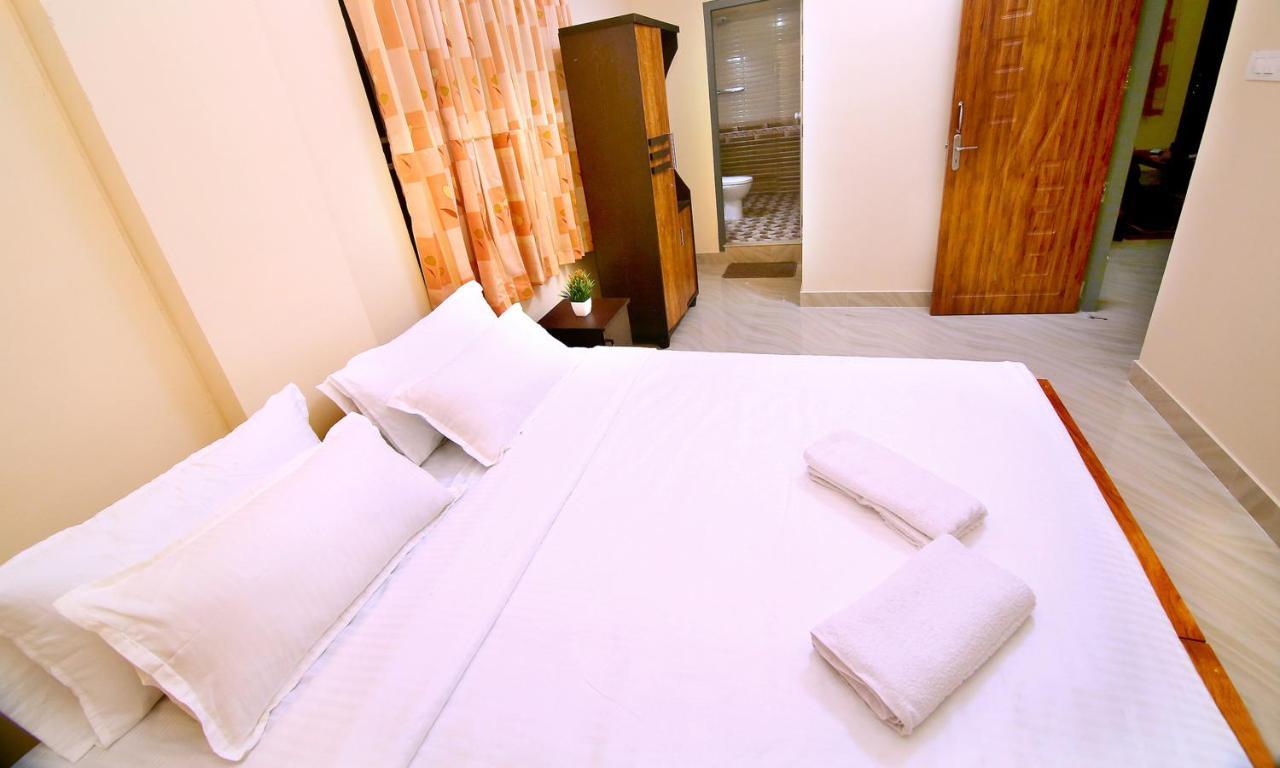 Bed and Breakfast Loyal Residency Салтэн-Батери Экстерьер фото