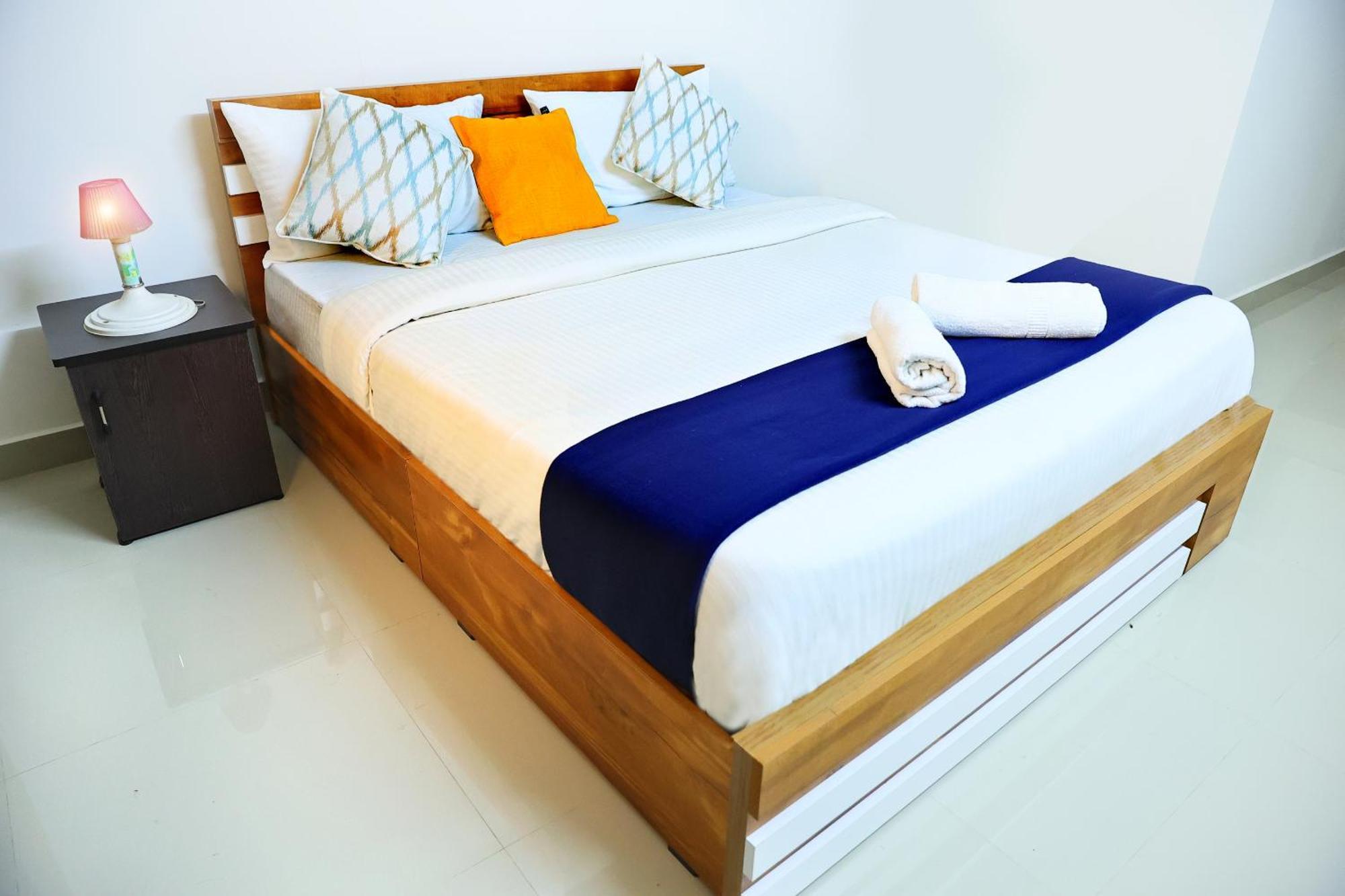 Bed and Breakfast Loyal Residency Салтэн-Батери Экстерьер фото